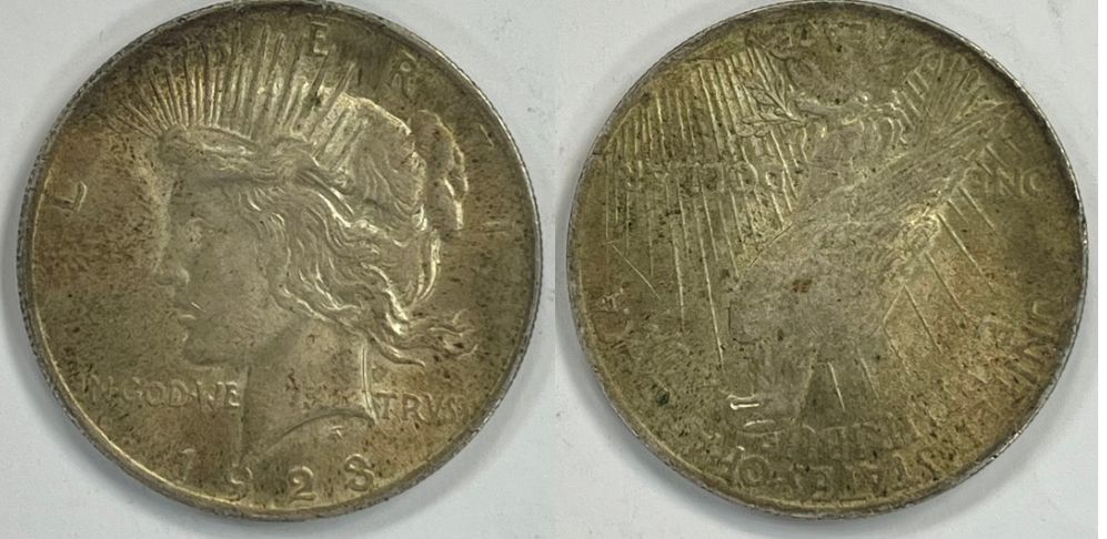 ארצות הברית - מטבע כסף 1 דולר משנת 1923 עשוי מכסף 900 - "מורגן דולר" במצב מעולה. 
משקל 