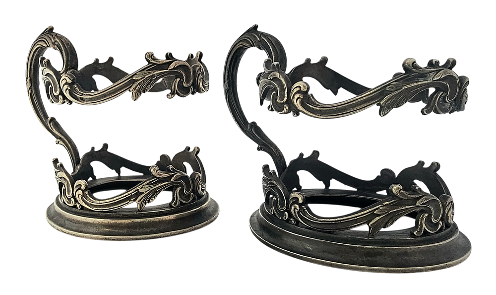 A pair of glass holders, made of silver 84. 
Hallmarked "84" (Imperial Russian silver) and 