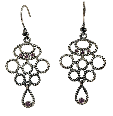 פנדורה, עגילי כסף סטרלינג 925 - Hidden Romance. 
מעוצב: בסגנון וינטג' עם 