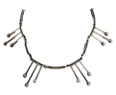 שרשרת כסף 925 סטרלינג - ישראל, עיצוב : מודרני גיאומטרי, מאופיין בקווים נקיים ובמבנה מוגדר 