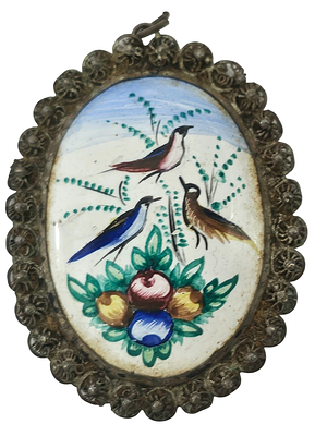 תליון כסף - פרסי יפהפייה, עיצוב : אליפטי מאמייל, המסגרת עשויה פיליגרן עדין, כיפת הסיכה צבעונית 