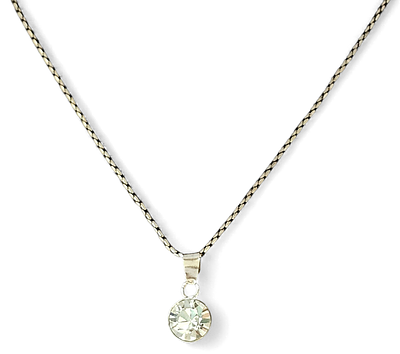 מגנוליה - שרשרת עשויה כסף 925 סטרלינג -, במרכזו תליון עם זרקון עגול. 
משקל ומידות: 2.2 גרם; 