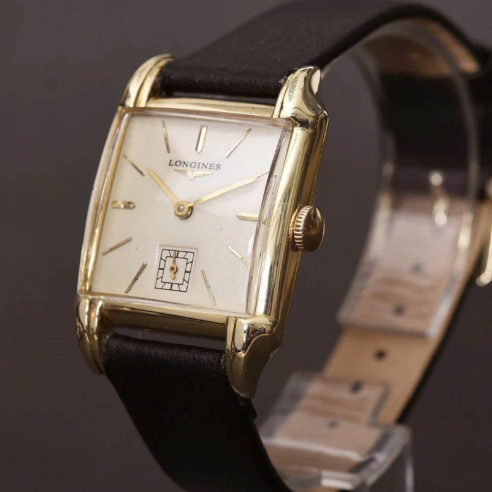Longines - Art Deco elegant and timeless men's watch from the late 1940s with a Swiss manual 