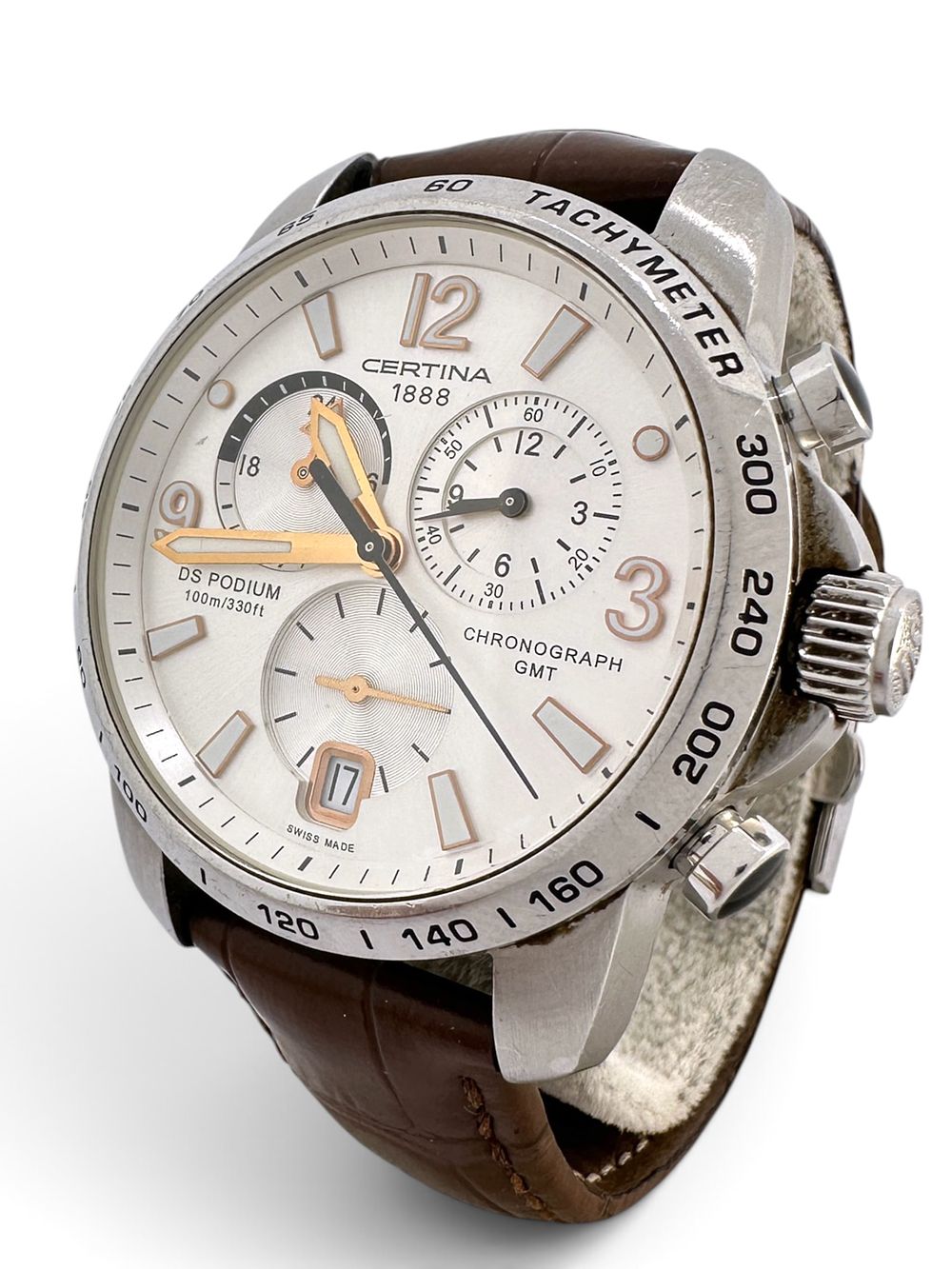 Certina, 1888 - Swiss men's chronograph watch with quartz movement. 42mm size. In good 