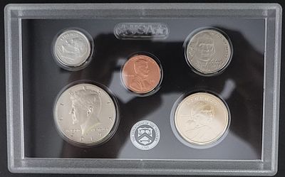 225th Anniversary Enhanced Uncirculated Coin Set. Nice Set
