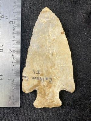 Hardin from Illinois Indian Artifact Arrowhead. KEY WORDS: INDIAN ARTIFACT ARTIFACTS ARROWHEAD 