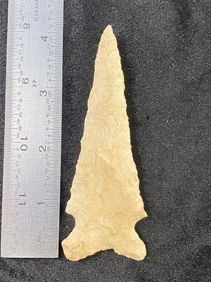 Graham Cave from Missouri Indian Artifact Arrowhead. KEY WORDS: INDIAN ARTIFACT ARTIFACTS 