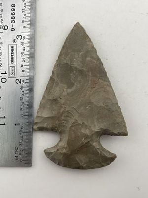 3 & 1/4" Snyders Indian Artifact Arrowhead. KEY WORDS: INDIAN ARTIFACT ARTIFACTS ARROWHEAD 