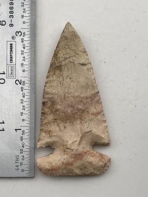 3 & 1/4" Thebes Indian Artifact Arrowhead. KEY WORDS: INDIAN ARTIFACT ARTIFACTS ARROWHEAD 