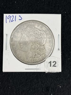 1921 S Morgan Silver Dollar Coin. KEY WORDS: INDIAN ARTIFACT ARTIFACTS ARROWHEAD ARROWHEADS 