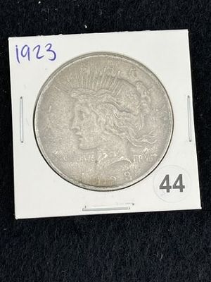 1923 Peace Silver Dollar Coin. KEY WORDS: INDIAN ARTIFACT ARTIFACTS ARROWHEAD ARROWHEADS NATIVE 