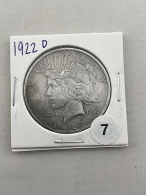 1922 D Peace Silver Dollar Coin. KEY WORDS: INDIAN ARTIFACT ARTIFACTS ARROWHEAD ARROWHEADS 