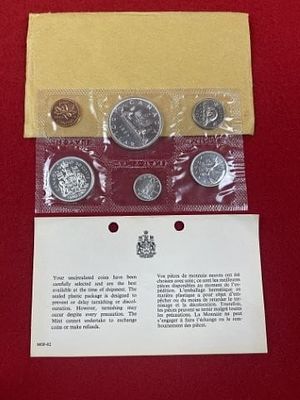 1965 Canadian Silver Coin Set. KEY WORDS: INDIAN ARTIFACT ARTIFACTS ARROWHEAD ARROWHEADS NATIVE 
