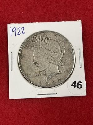 1922 Peace Silver Dollar Coin. KEY WORDS: INDIAN ARTIFACT ARTIFACTS ARROWHEAD ARROWHEADS NATIVE 