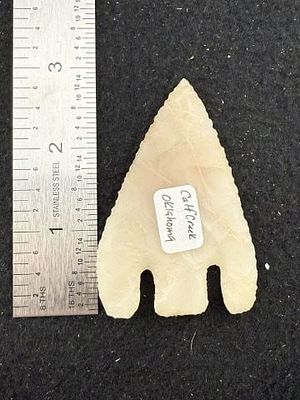 Calf Creek from Oklahoma Indian Artifact Arrowhead. KEY WORDS: INDIAN ARTIFACT ARTIFACTS 