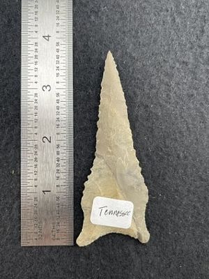 Dalton Indian Artifact Arrowhead. KEY WORDS: INDIAN ARTIFACT ARTIFACTS ARROWHEAD ARROWHEADS 