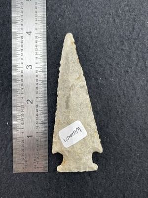 Apple Creek Indian Artifact Arrowhead. KEY WORDS: INDIAN ARTIFACT ARTIFACTS ARROWHEAD 