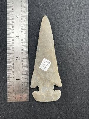 Thebes Indian Artifact Arrowhead. KEY WORDS: INDIAN ARTIFACT ARTIFACTS ARROWHEAD ARROWHEADS 