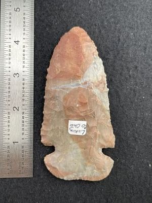 Thebes Indian Artifact Arrowhead. KEY WORDS: INDIAN ARTIFACT ARTIFACTS ARROWHEAD ARROWHEADS 