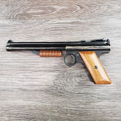 DESIREABLE EARLY BENJAMIN HIGH-COMPRESSION TARGET AIR PISTOL w/ OG BOX & ACCESSORIES. Desirable 