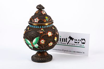 כלי כסף פיליגרן סיני עתיק, מעוטר אמייל, עשוי כסף גבוהה ומצופה זהב (בחלקו נשחק), לא נמצאה חתימה 