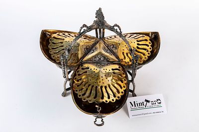 כלי גרמני לחימום מאפים והגשת ביסקוויטים עתיק, 1890 בקירוב, עשוי כסף 800, חתום, חלקו הפנימי 