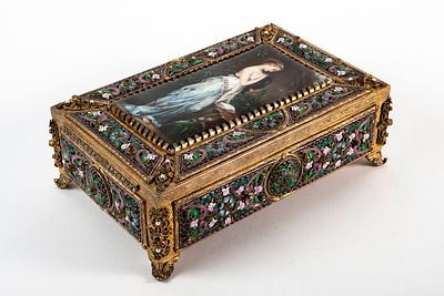 תיבת תכשיטים הונגרית עתיקה, גדולה, יפה מרשימה ואיכותית במיוחד, 1910-1920 בקירוב, עשויה כסף 