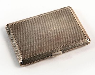 Cigarette box, from the Art Deco period, made of 900 silver, decorated with a monogram on the 