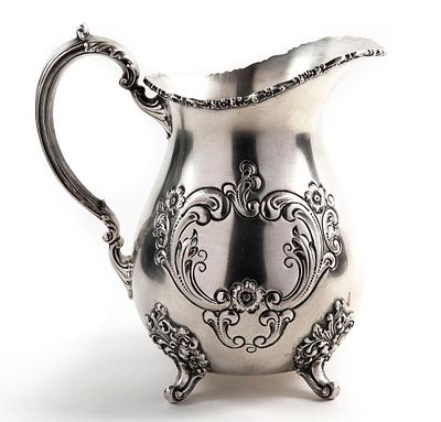 High-quality American silver pitcher, made by the silver company 'Poole' (Poole Silver Company 