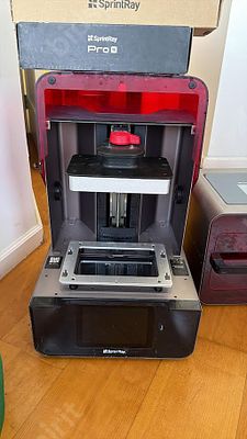 מדפסת תלת מימד וציוד נלווה מדגם S Pro Ray Sprint.