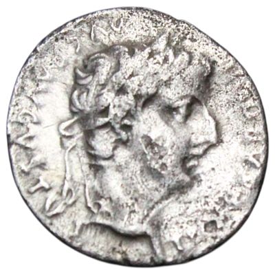 IMPÉRIO ROMANO- TIBÉRIO, DENÁRIO (Lugdunum, 16 DC), 3.41gr, 18mm, Sear 1763, Ric 26. Este tipo 