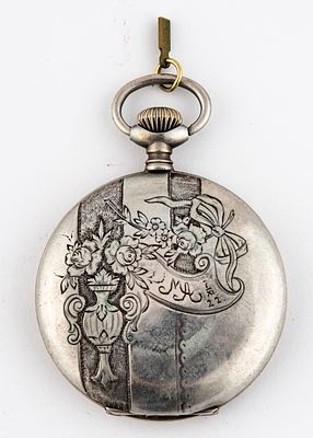 (195) TAVANNES WATCH, SILVER SAVONNETTE WITH ENGRAVED FLORAL MOTIF, CIRCA 1920. Silver case 