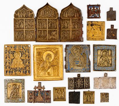 LOT OF 17 RUSSIAN METAL ICONS. 19th c. 
from 4.2 x 3.8 cm to 17.5 x 30.8 cm, total weight: 3.55 