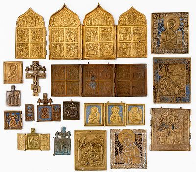 LOT OF 16 RUSSIAN METAL ICONS. 19th c. 
from 6.5 x 4.5 cm to 18 x 40.7 cm, total weight: 4.13 kg 