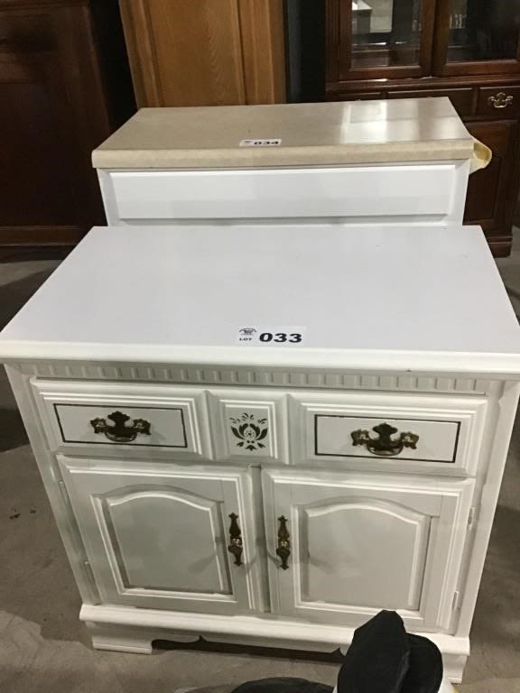 Lot 33: BASSETT CABINET