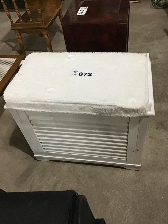Lot 72: SMALL SEAT/ STORAGE CABINET