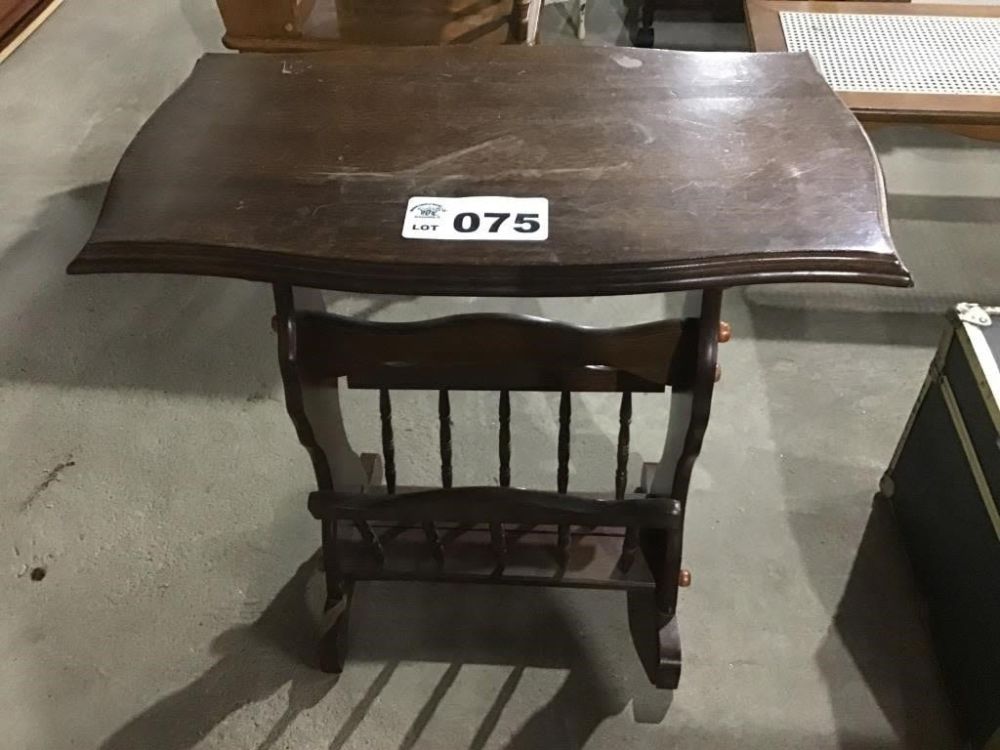 Lot 75: MAGAZINE TABLE
