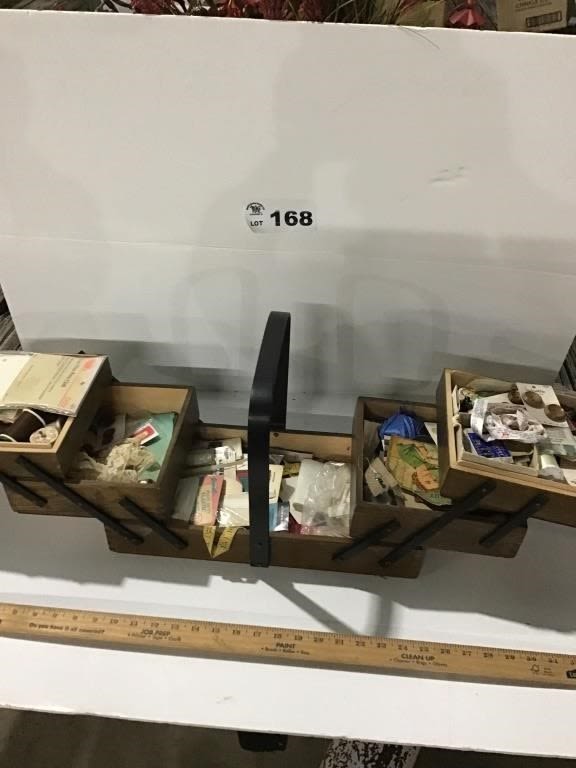 Lot 168: SEWING SUPPLIES