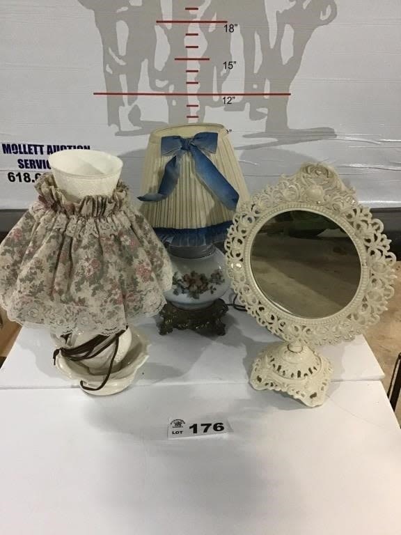 Lot 176: DRESSER LAMPS, DRESSER MIRROR