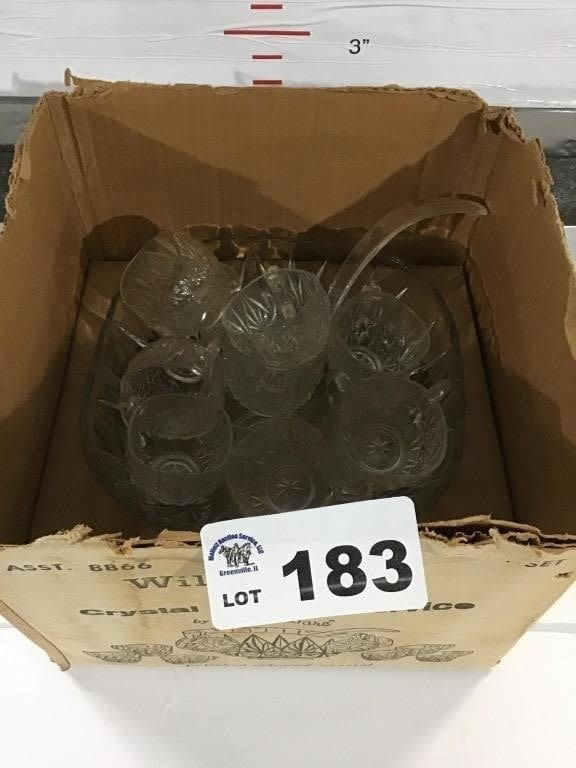 Lot 183: WILLIAMSPORT CRYSTAL PUNCH SET, ORIGINAL BOX