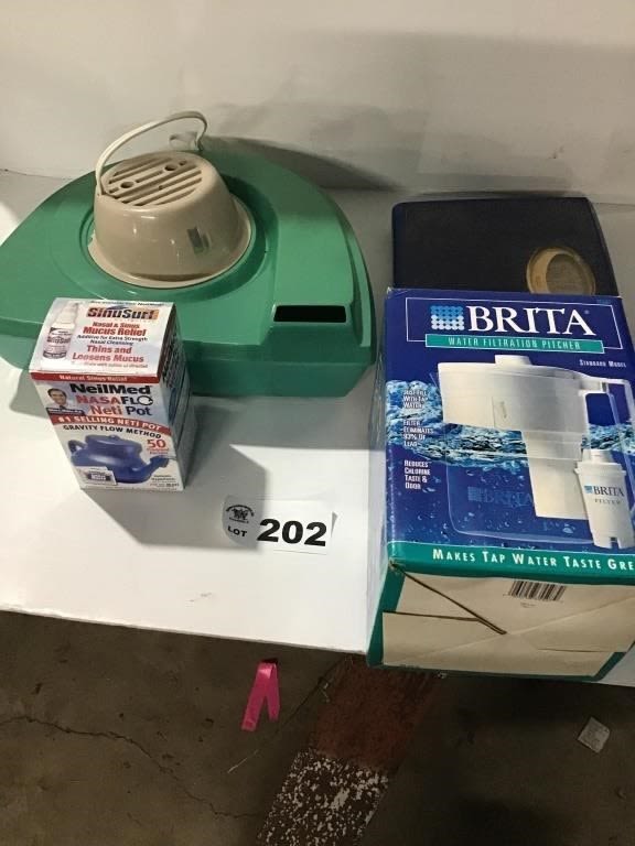 Lot 202: VAPORIZER, BRITA, SCALE