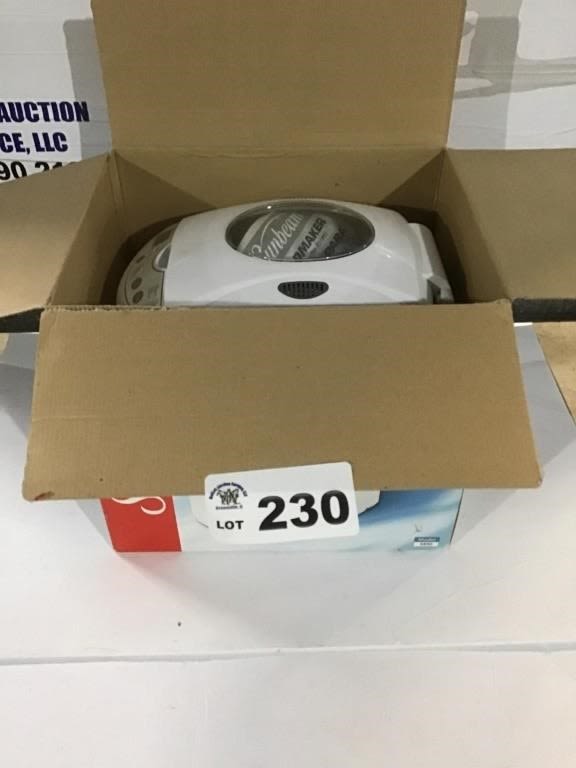 Lot 230: SUNBEAM BREADMAKER