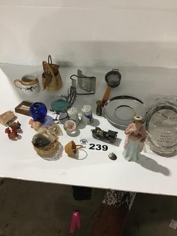 Lot 239: EGG SLICER, S AND P, STRAINER, MISC