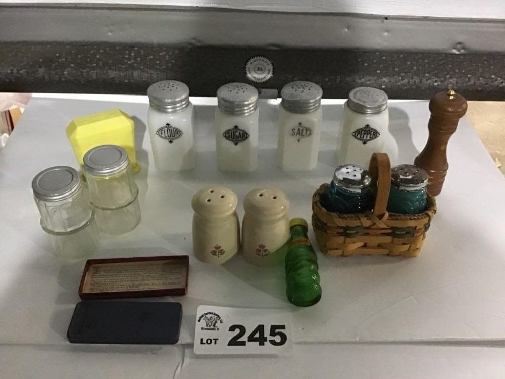 Lot 245: VINTAGE SALT, PEPPER SHAKERS