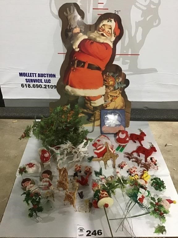 Lot 246: VINTAGE CHRISTMAS DECOR