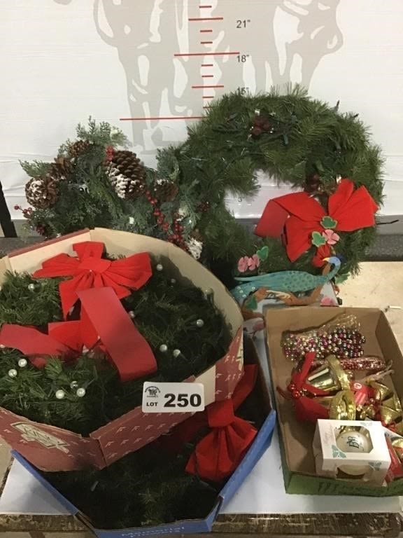 Lot 250: CHRISTMAS WREATHS, DECOR