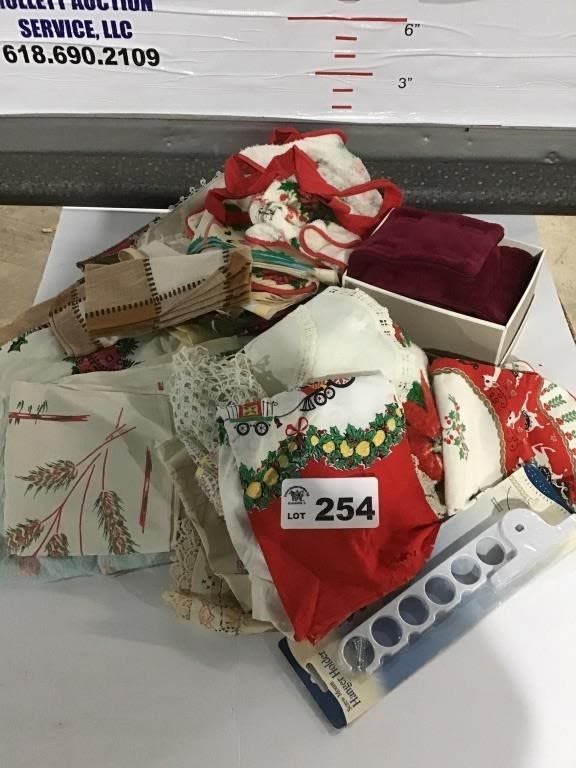 Lot 254: PAINTED TABLECLOTS, NAPKINS, APRONS