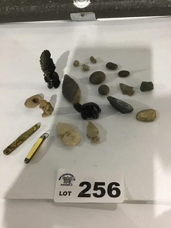 Lot 256: FOSSILS, INDIAN BEADS, ARROWHEADS, STONE STATUES,