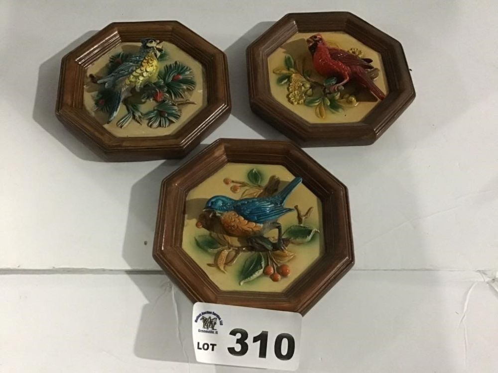 Lot 310: JAPAN NAPCO WARE BIRD PLATES