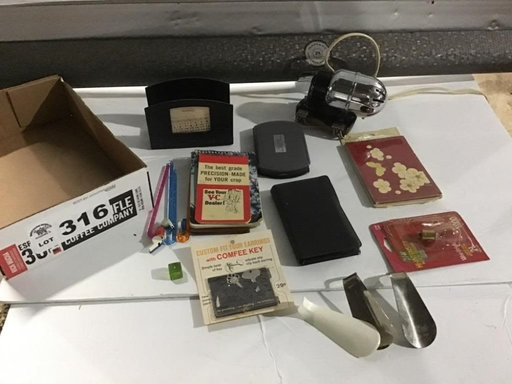 Lot 316: KENMORE MASSAGER, PADS, SHOE HORNS